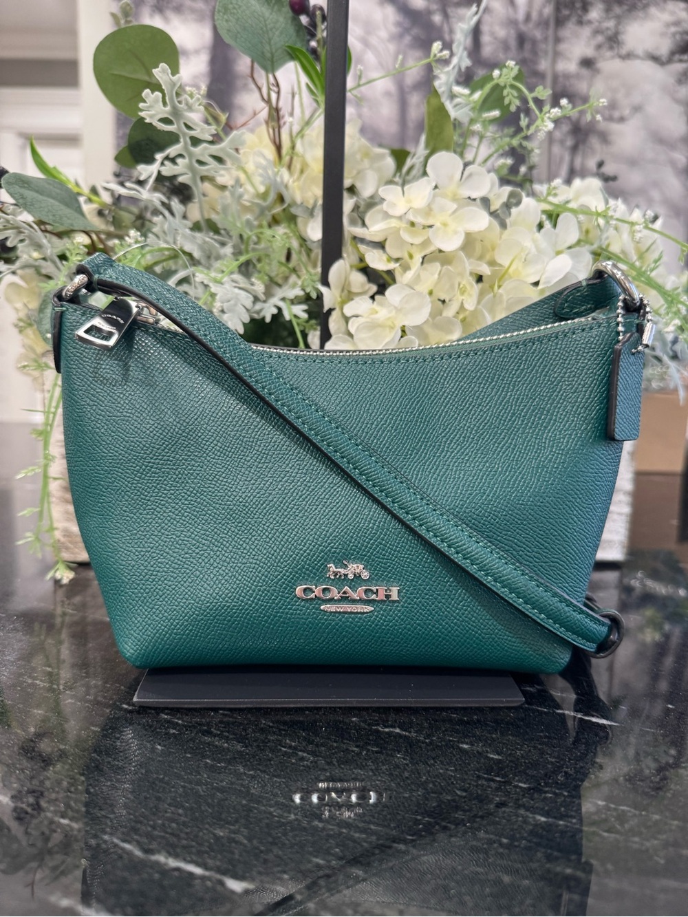 💚🩶COACH Zip Crossbody Emerald Green Crossgrain Leather with Silver Hardware